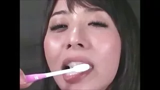 Appetizing მდივნებს cum მოწიფული pussies