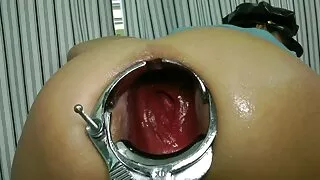 დიდი ragazza გოგონა rubs კლიტორი ერთად
