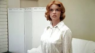 მშიერი Matr MatrOshka sucks cock მეშვეობით ხვრელი
