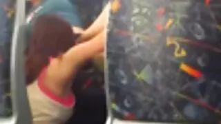 გოგონა აღმოჩნდა ყლე მწვრთნელის pussy