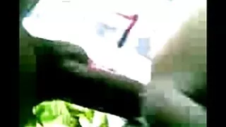 ყლე pretzel კარტოფილი თეთრი haired ქალის ფუჩური