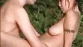 მისი hot rod, dude fucks გოგონა პარკში
