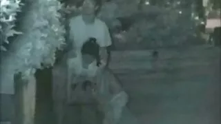 გოგონა overgrown pussy ეძებს კლიტორი თითების