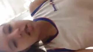 ლამაზი გოგონები, აღგზნებული ბიჭი