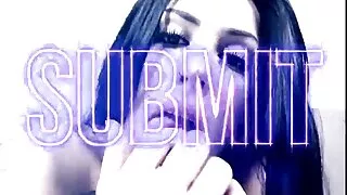 Dude ერთად კუდი ჩხირები მისი pussy ერთად piercing