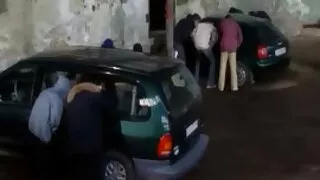 მოხდა ფანჯარა დედა წვნიანი ტრაკი აღფრთოვანებული მთვრალი Sonnie Sonn