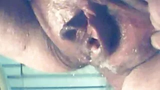 ქერა წითელი dildo აქვს fun კარგად