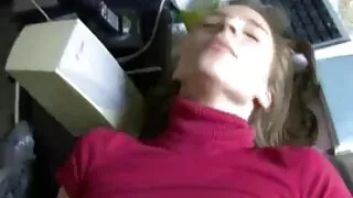 ცოლი მიედინებოდა და ქმარი უნდა fuck მისი სწრაფად, სანამ oduri